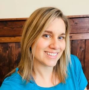 Meet your Posher, Donika